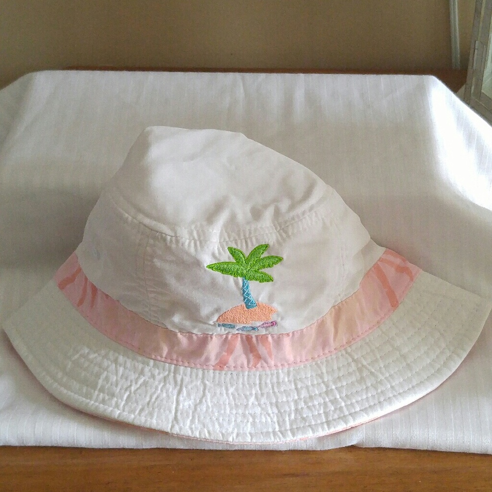 LAST CHANCE Bucket hat